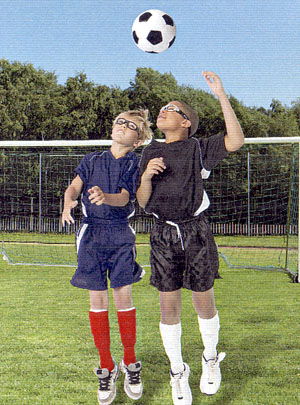 スポーツメガネ サングラス度付き 兵庫県 大人用 サッカーに適したスポーツグラス度付き ｉｗｋ ｍｘ ３１