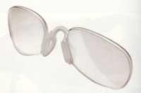 子ども用ゴルフサングラスには、眼鏡が必要な方のために度入り対策のサングラスがあります。