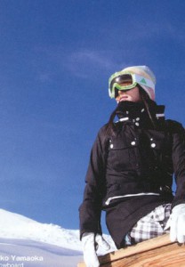 女性用ゴーグルに、メガネを掛けたまま装用頂けるスキーゴーグル、スノーボードゴーグルができました。