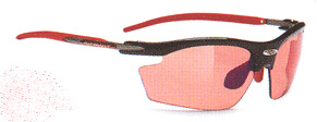 女性用スポーツ度付きサングラスはスポーツ競技に合ったサングラスを選ぶ事が大切。