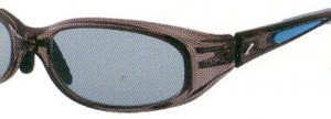 度つきサングラスの理想は、偏光フィルターを仕様した度付き偏光サングラスが快適です。