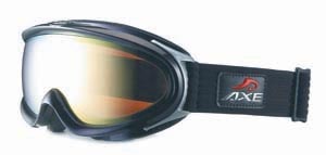 キングサイズの眼鏡を掛けている方にも快適に装用できる偏光レンズタイプのゴーグル