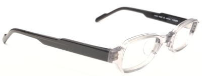 強度近視の方がメガネを作るときに気になるコメカミの入り込みを最小限にした強度近視用眼鏡